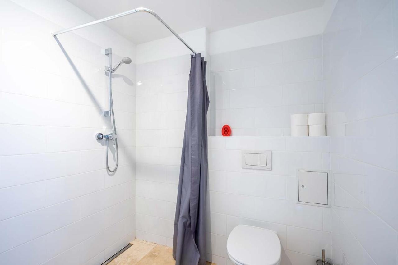 Donaufeld Living - Modernes Und Helles Apartment Вена Экстерьер фото
