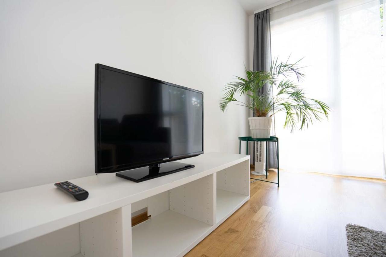 Donaufeld Living - Modernes Und Helles Apartment Вена Экстерьер фото