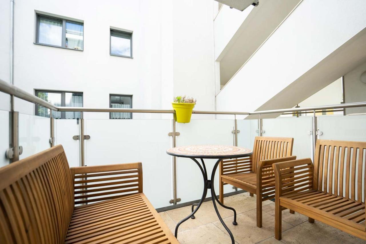 Donaufeld Living - Modernes Und Helles Apartment Вена Экстерьер фото